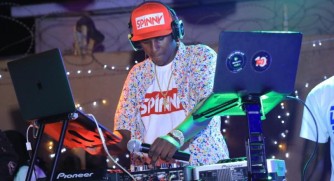 VJ Spinny nawe igitaramo cye cya Silent Disco cyahagaritswe i Burundi 