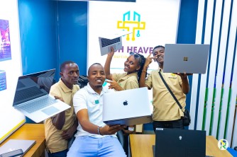 Ibiciro ni nk’ubuntu! Tech Heaven yafunguye amarembo ku bifuza ibikoresho by’ikoranabuhanga bigezweho - AMAFOTO