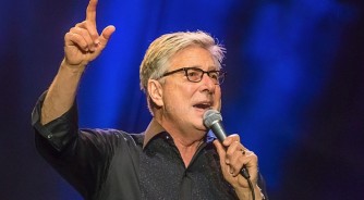 Don Moen yasabye amasengesho mbere yo gutaramira mu Rwanda, Uganda, Ghana, Afurika y’Epfo na Côte d'Ivoire