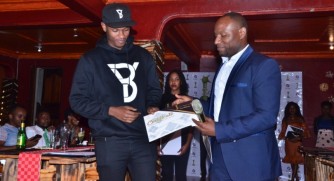 SALAX  AWARDS7: Abahatana muri buri cyiciro bamenyekanye, Yvan Buravan ni we uri henshi mu gihe Safi Madiba yabuze na hamwe–URUTONDE