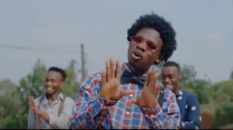 Eric G yakoze indirimbo “Ruzungu” ashingiye ku wamugabiye inka ya baringa-VIDEO