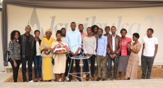 Kwibuka25: ‘Hope for the Future Family’ basuye Urwibutso rwa Gisozi basaba Leta kwita ku kibazo cyabo cyihariye, CNLG irabibutsa gushaka ibyemezo-AMAFOTO