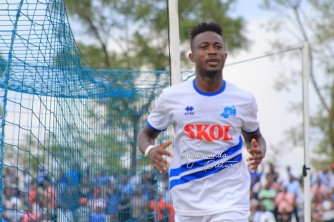 Jules Ulimwengu yasaruye asaga ibihumbi 490 Rwf nk'ishimwe yahawe n'abafana ba Rayon Sports-VIDEO 