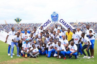 Alain Muku yahigiye gufatira amashusho y’indirimbo z’amakipe yakoze, yasohoye iya ‘Rayon Sports’-VIDEO