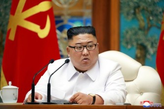 Kim Jon un yakoresheje inama y’igitaraganya nyuma y'uko Koreya ya ruguru itangaje ko ifite umuntu wa mbere urwaye covid-19