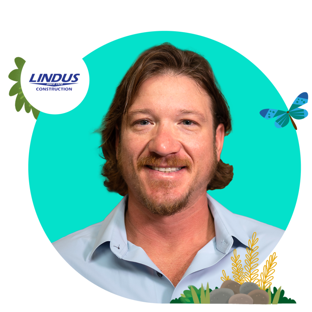 Alex Lindus headshot